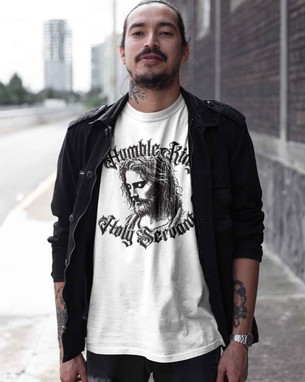 Humble King, Holy Servant – Oversized Christian Graphic Tee